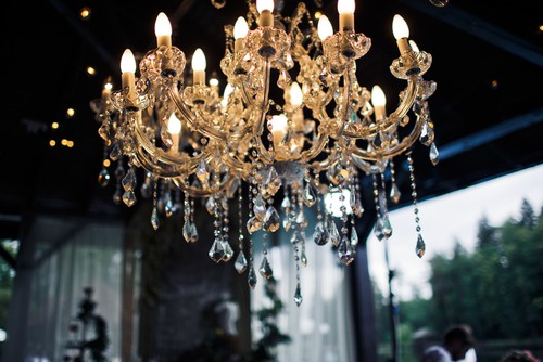 Pros And Cons On Chandelier